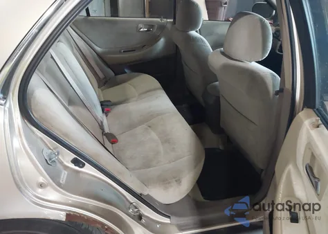 2001 Honda Accord 2.3 Lx from USA, damaged, VIN 1HGCG66561A056245